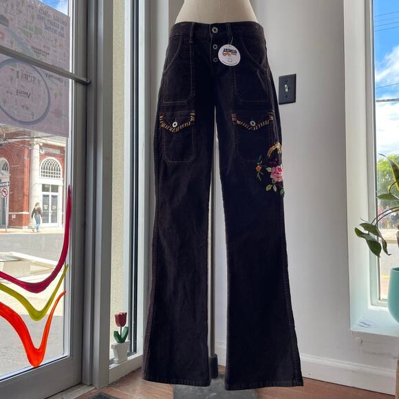 2000s Y2K Puka Brand Brown Corduroy Floral Embroidered Flared Pants Size 27 - Picture 1 of 6
